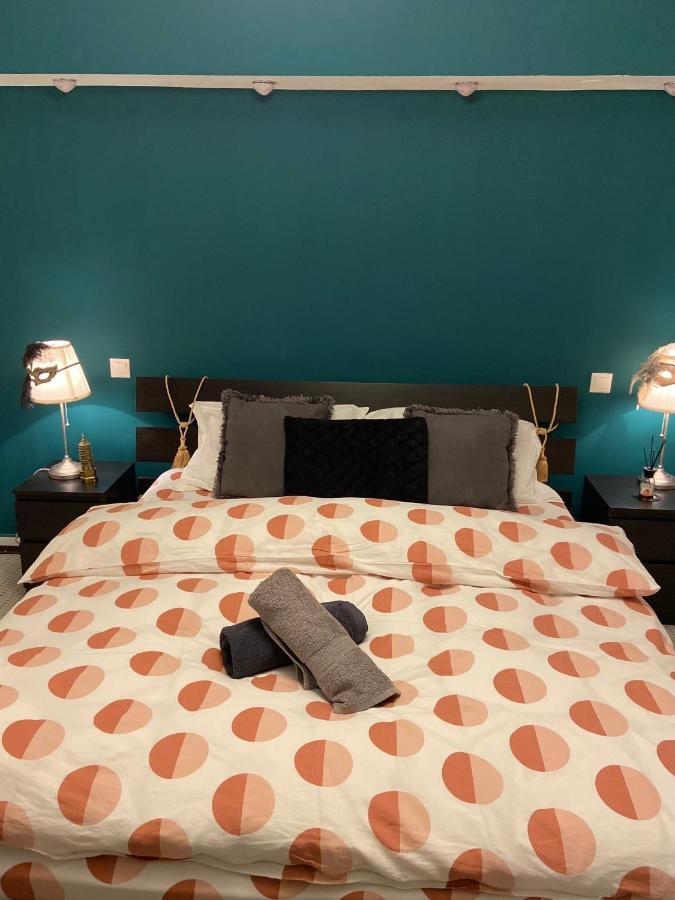Comfy Apartment With Private Parking And Netflix 부쿠레슈티 외부 사진