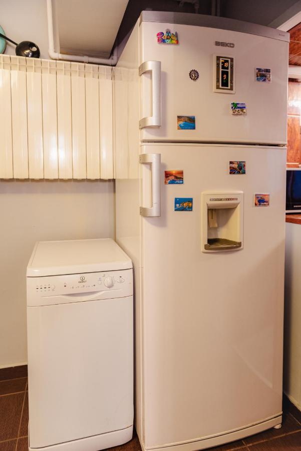 Comfy Apartment With Private Parking And Netflix 부쿠레슈티 외부 사진
