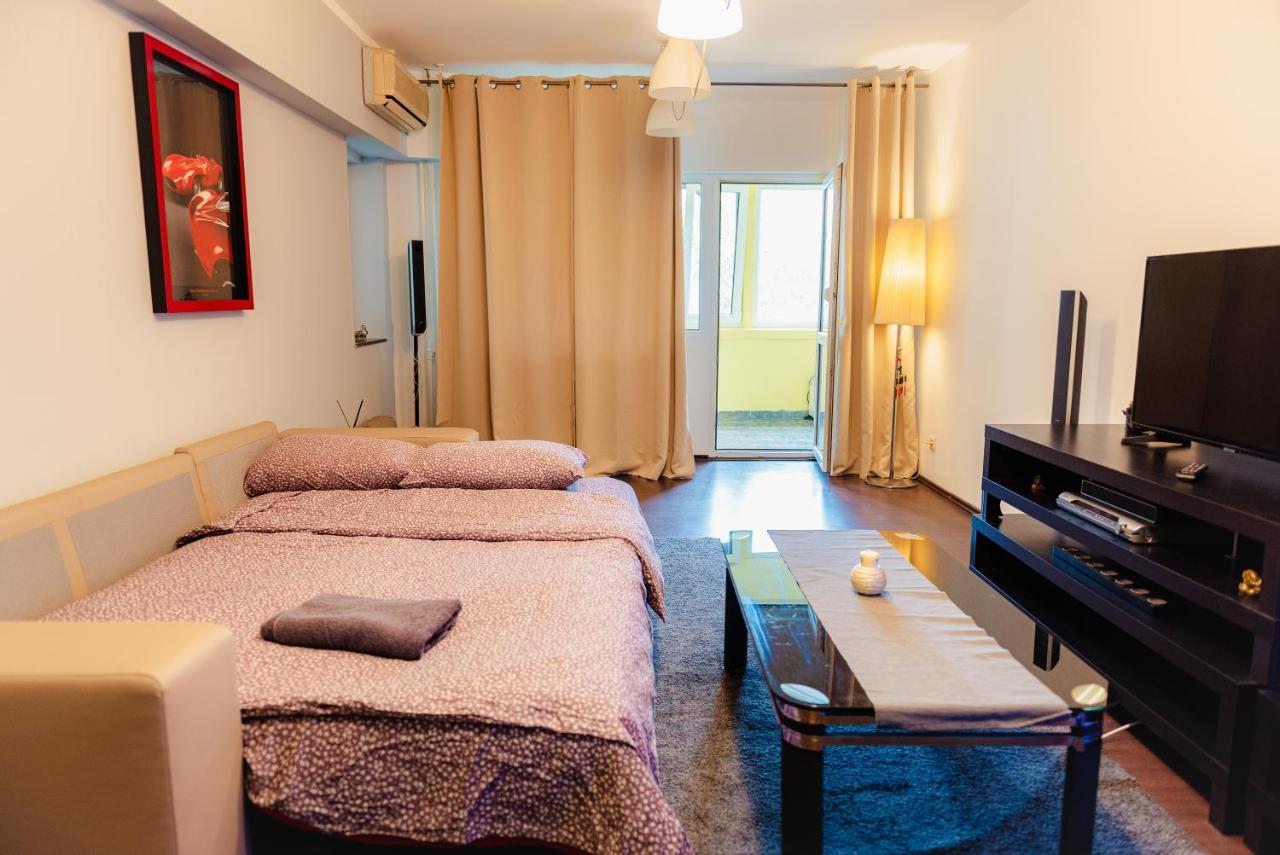 Comfy Apartment With Private Parking And Netflix 부쿠레슈티 외부 사진